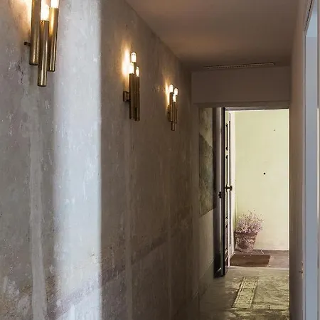 Casa Iris Bed & Breakfast *